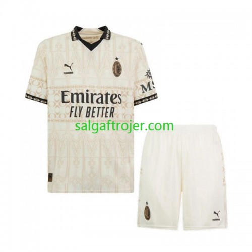 AC Milan Fodboldtrøjer Børn 4. sæt 2023/24 Kort ærmer AC Milan Fodboldtrøjer Børn 4. sæt 2023/24 Kort ærmer